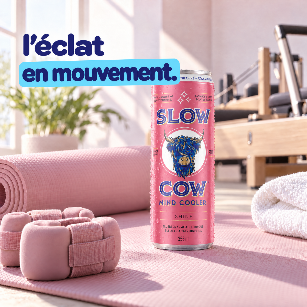 Canette Slow Cow Shine sur un tapis de pilates — l'éclat en mouvement